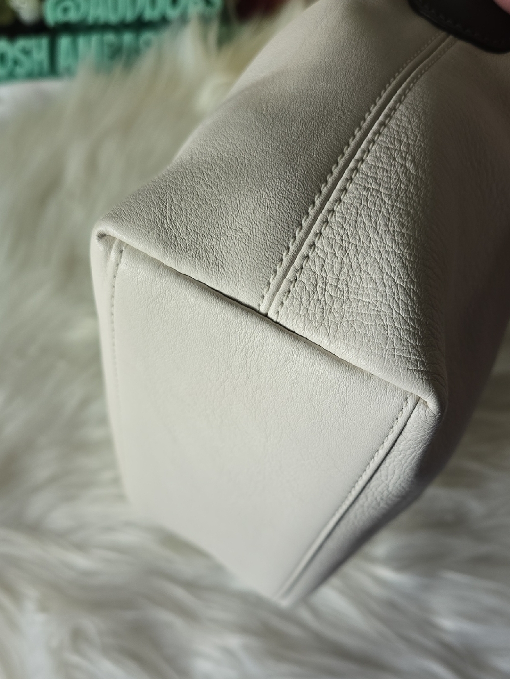Coach EUC Mini Leather Cream Shoulder Bag With Hangtag - Picture 9 of 14